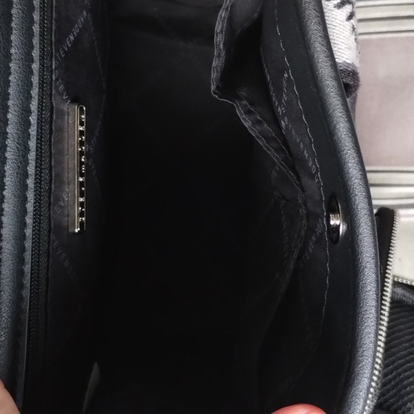Steve Madden Purse - Picture 10 of 12